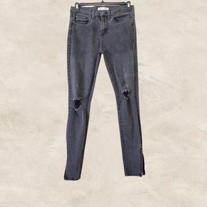 MUDD | Womens Washed Black Knee-Ripped Skinny Jeans With Ankle Gold Zippers